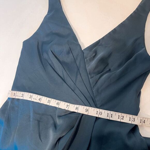 After Six Whisper Satin Vneck Faux Wrap Tulip Evergreen Bridesmaid Dress 4 NWT - Picture 8 of 9